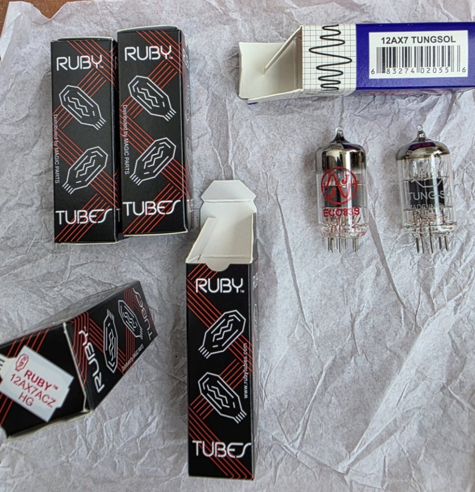 Valvulas previo jj ruby + Tung-Sol de segunda mano · Foto 1 de 2 · Cantabria · 100 €