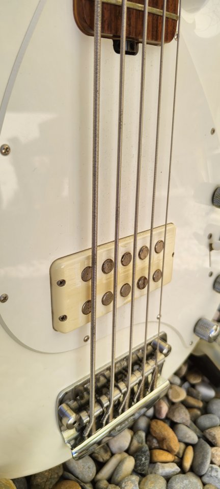 Musicman StingRay Ernie Ball 5 de segunda mano · Foto 8 de 10 · Barcelona · 2500 €