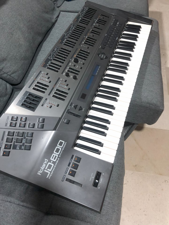 Sintetizador Roland JD-800 (Oportunidad)