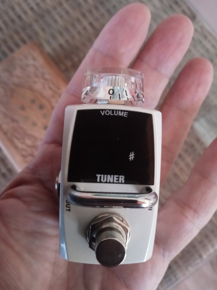 Hotone skyline mini afinador