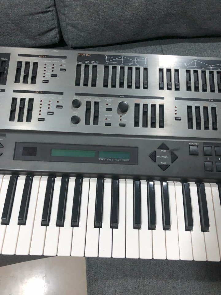 Sintetizador Roland JD-800 (Oportunidad)