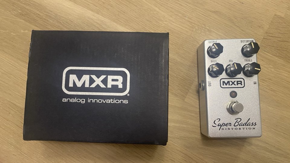MXR Super Badass Distortion M75 de segunda mano · Foto 1 de 3 · Tarragona · 85 €