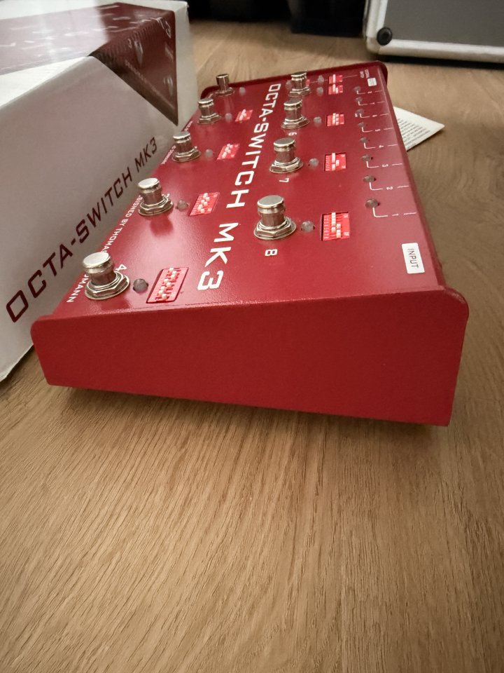 Controladora Carl Martin Octaswitch MK3