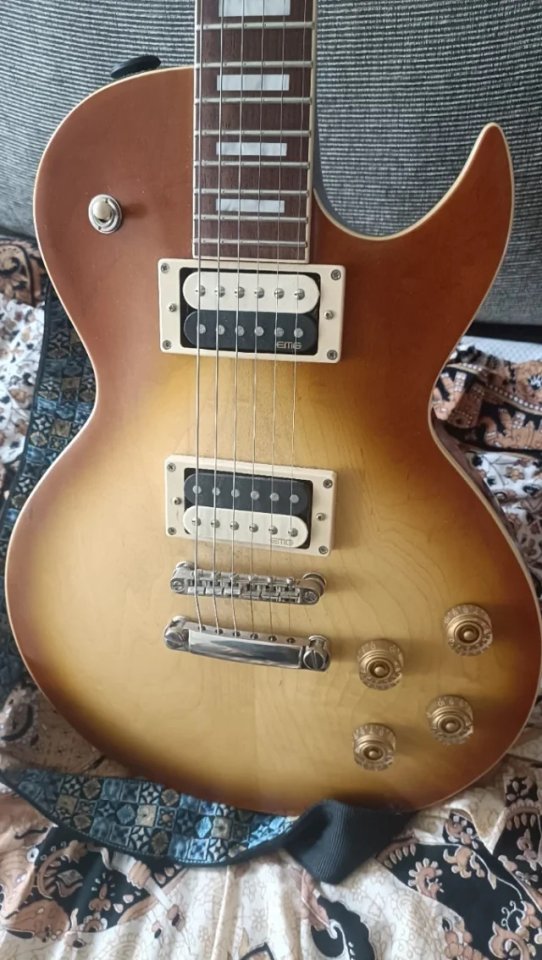 LP CORT CR300 de segunda mano · Foto 1 de 4 · Madrid · 350 €