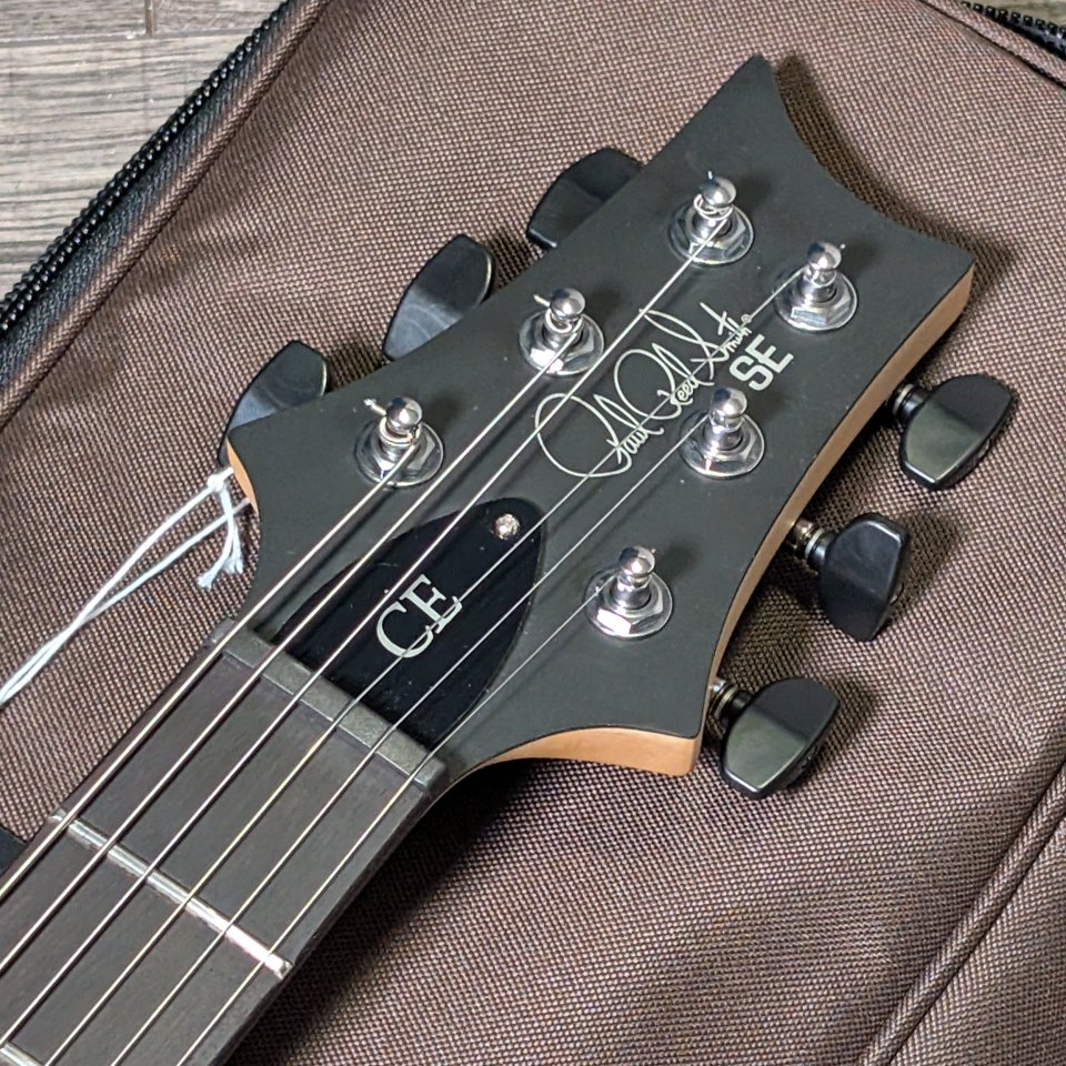 PRS SE CE24 Standard Stoptail Ice Blue Metallic de segunda mano · Foto 3 de 6 · SC Tenerife · 325 €