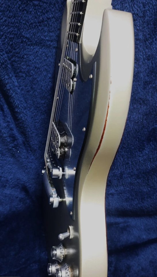 Gibson SG platinum 2004 de segunda mano · Foto 6 de 8 · Madrid