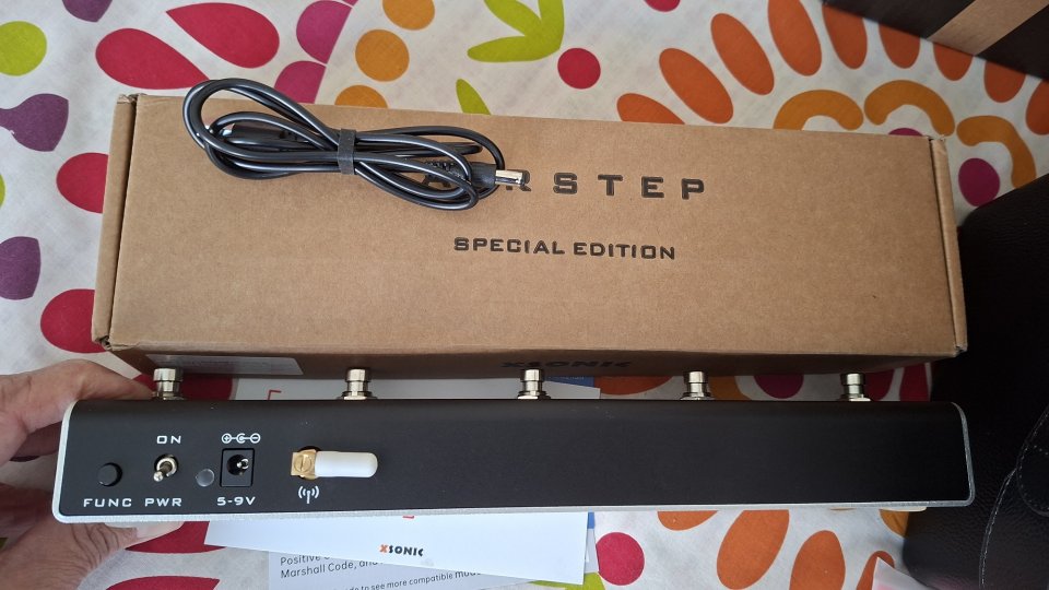 Ampli Positive Grid Spark 2 BK + Pedalera Xsonic Airstep