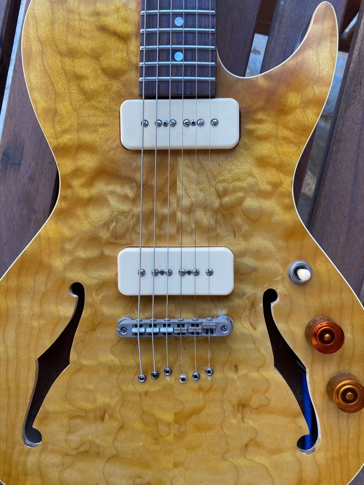 Guitarra Gibson/Luthier tipo B&G