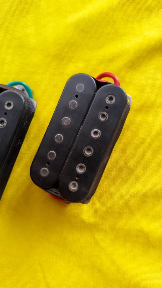 Ibanez Axis AH1 + AH2 Humbucker Set de segunda mano · Foto 3 de 6 · Barcelona · 30 €