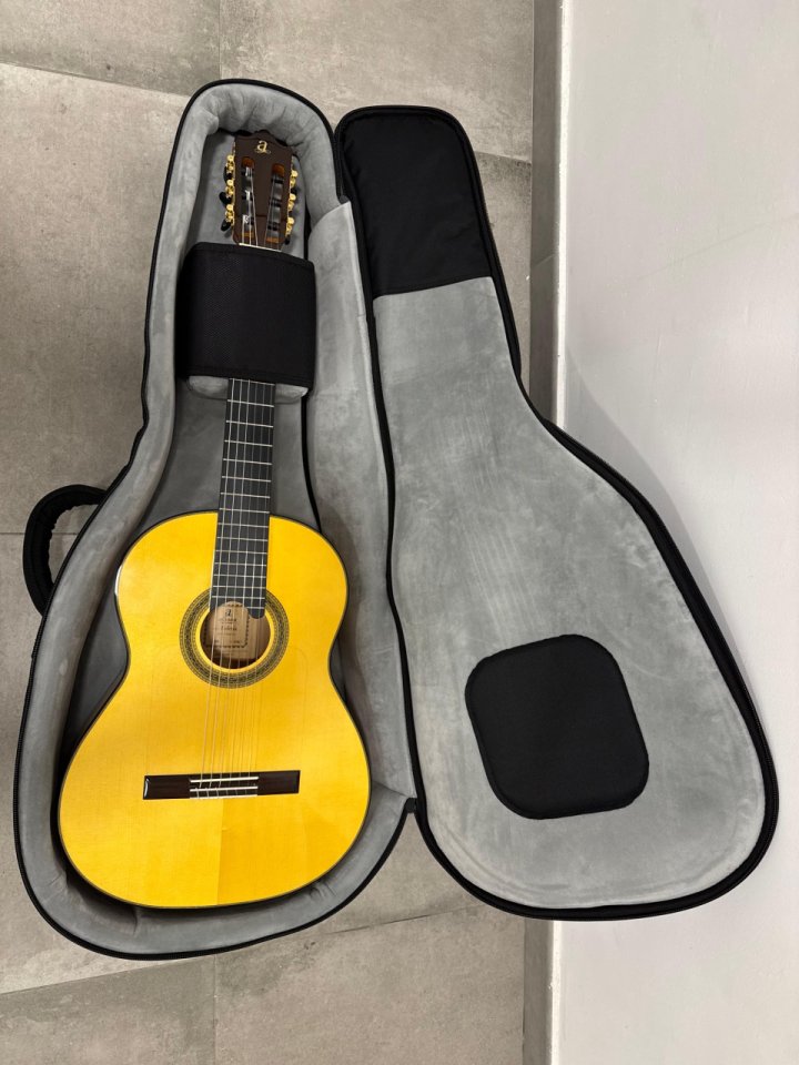 Guitarra Admira+Bulería