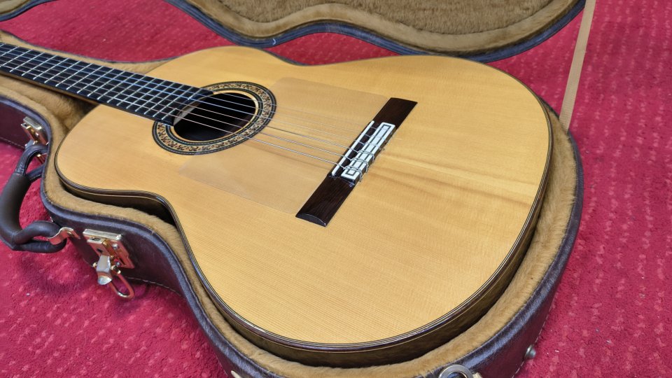 R. Sanchis Carpio 1ª Extra 2003 – Guitarra clásica artesanal española de segunda mano · Foto 4 de 8 · Bizkaia · 3300 €