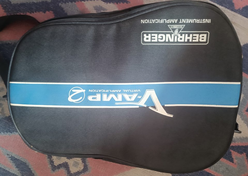 Behringer V-AMP 2 Multiefectos Guitarra de segunda mano · Foto 3 de 3 · Cantabria · 60 €