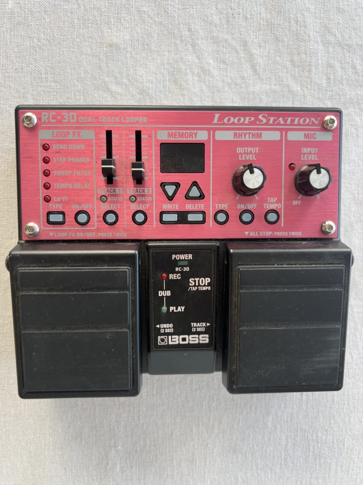Pedal Boss RC-30 loop station de segunda mano · Foto 1 de 5 · Barcelona · 150 €