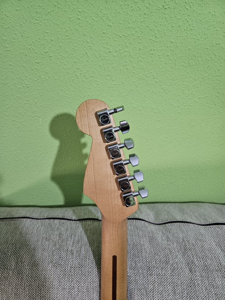 Fender Stratocaster mex  con piezas seleccionadas
