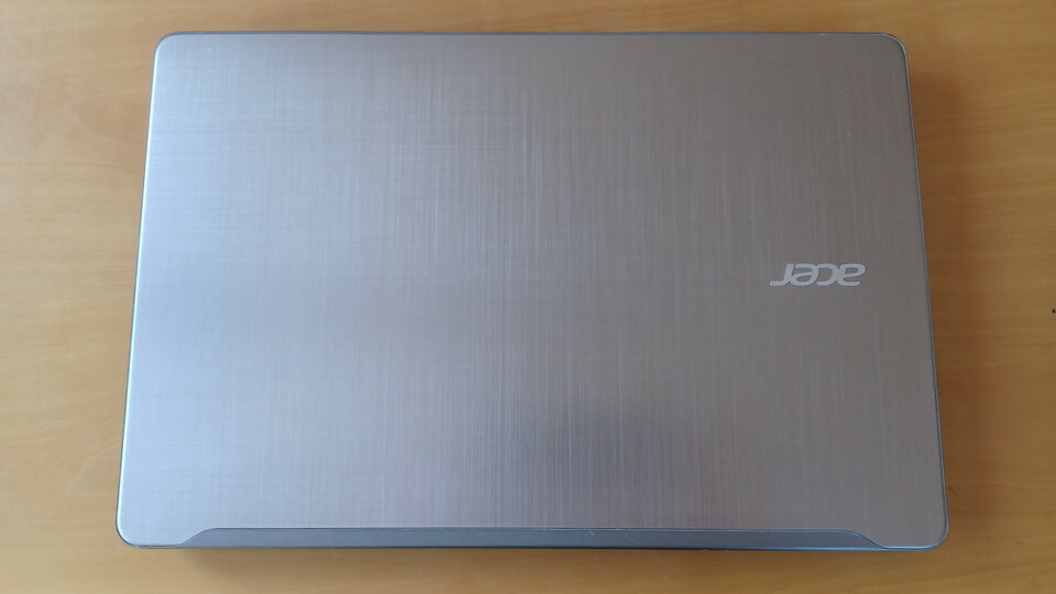 Ordenador portátil Acer i7 6500U. Ram 12GB DDR4. SSD 128GB+1TB HDD de segunda mano · Foto 3 de 9 · Madrid · 200 €