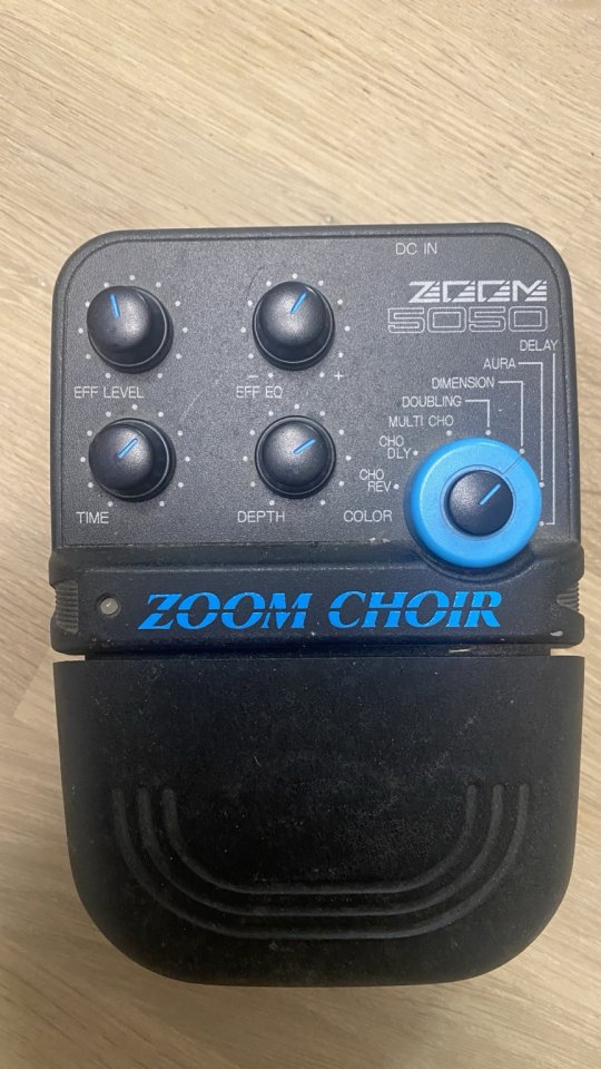 Zoom 5050 Choir pedal de chorus estéreo de segunda mano · Foto 2 de 5 · Tarragona · 75 €