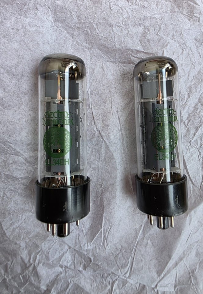 Electro Harmonix EL34EH de segunda mano · Foto 1 de 3 · Cantabria · 60 €