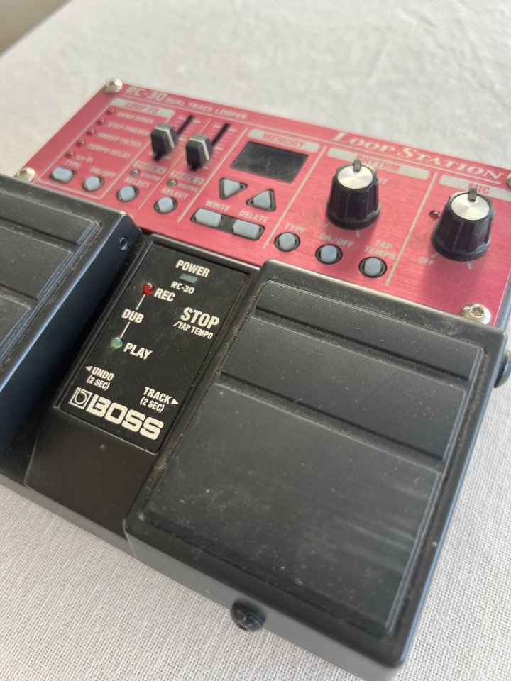 Pedal Boss RC-30 loop station de segunda mano · Foto 5 de 5 · Barcelona · 150 €