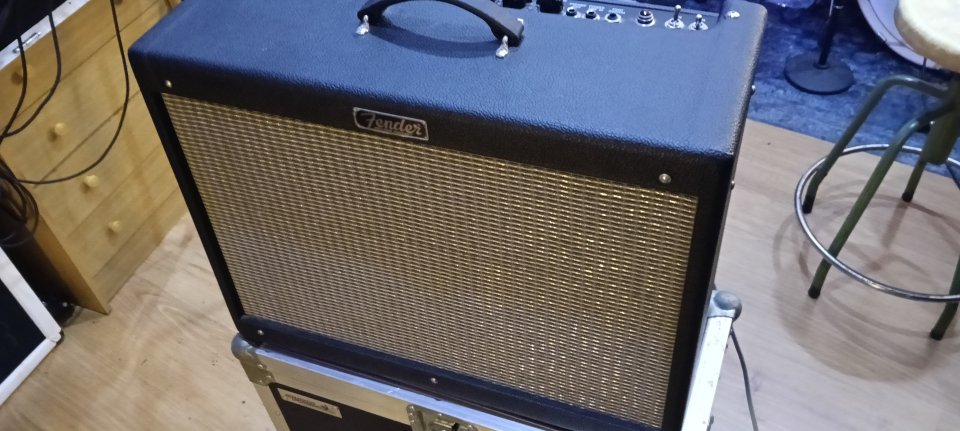 Fender Hot Rod Deluxe III + Flightcase