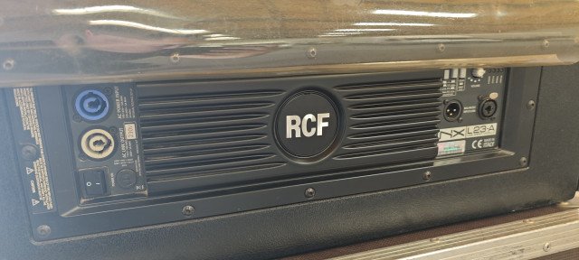 Line Array Activo RCF NX-L23A