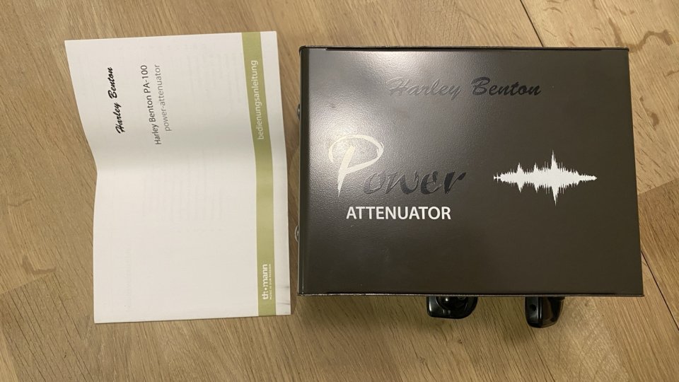 Harley Benton PA-100 Power Attenuator 4/8/16 Ω de segunda mano · Foto 1 de 3 · Tarragona · 55 €