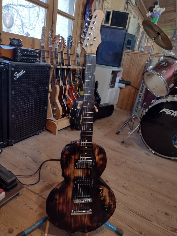 guitarra original unica o CAMBIO