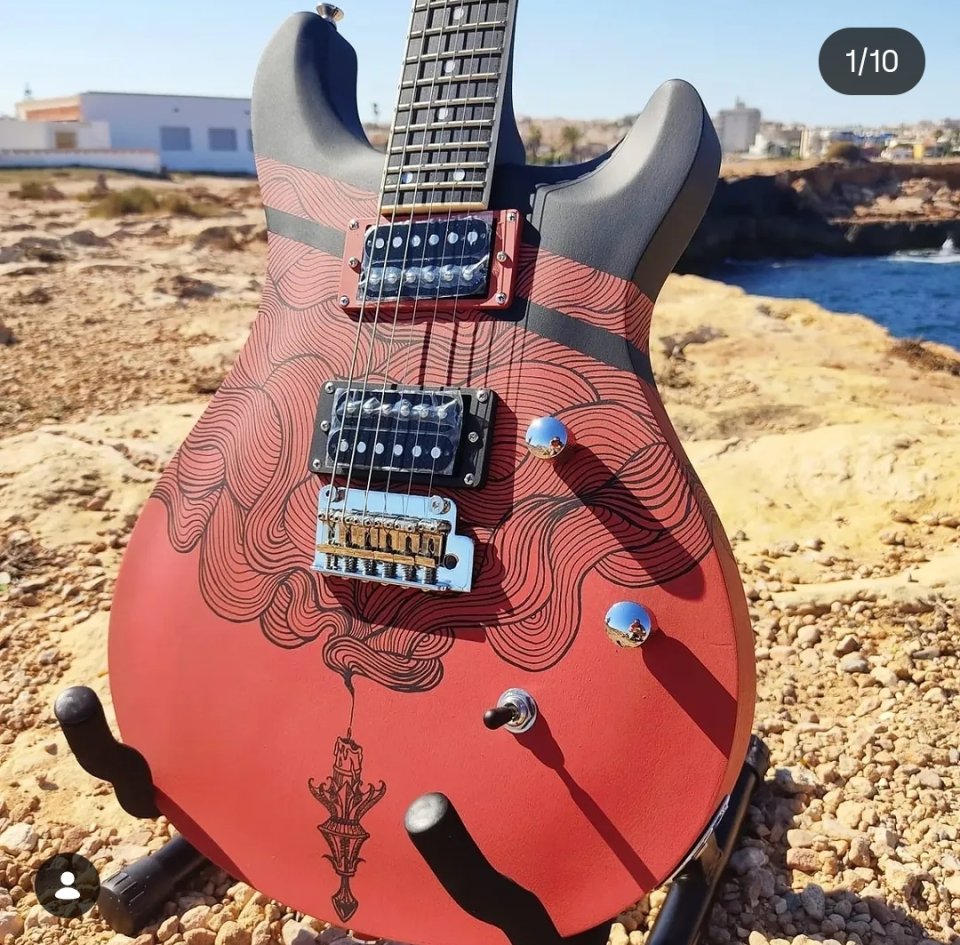 Customiza tu Guitarra Eléctrica! de segunda mano · Foto 4 de 9 · Cantabria · 250 €