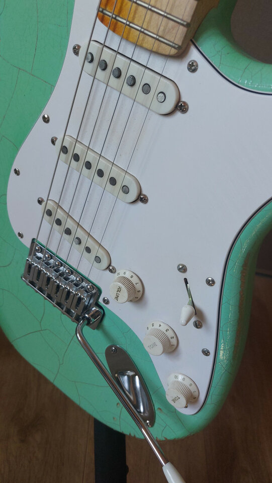 Guitarra Stratocaster Premium Partcaster Relic