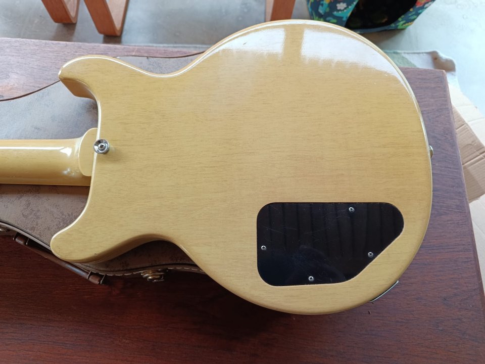 Gibson Custom Shop Historic Collection 1960 Les Paul Special DC VOS TV Yellow 2011 de segunda mano · Foto 6 de 6 · Asturias · 3200 €