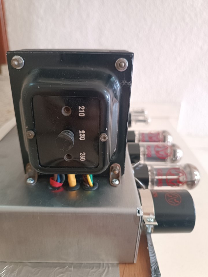 Ampeg J12-T Guitarra de segunda mano · Foto 7 de 9 · Córdoba · 200 €