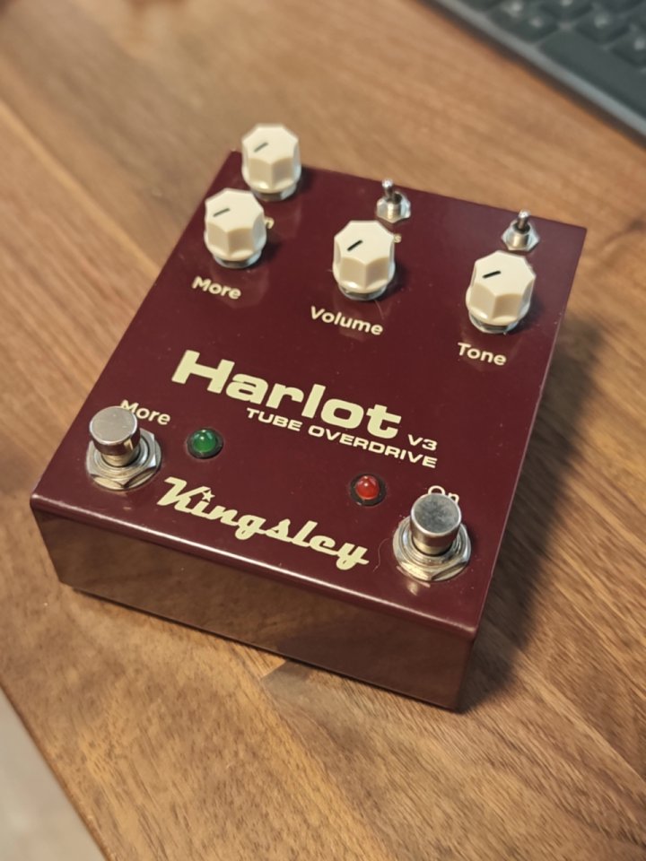 Kingsley Harlot V3 de segunda mano · Foto 1 de 3 · Barcelona · 500 €