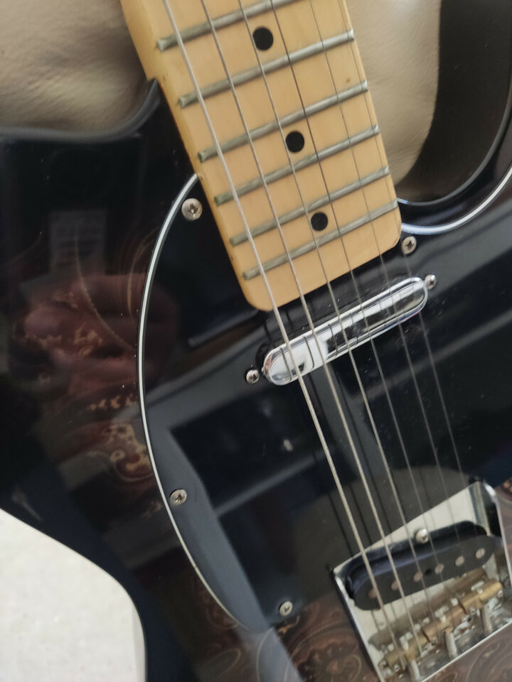 Telecaster Black Paysley, pastis Fender American Standard