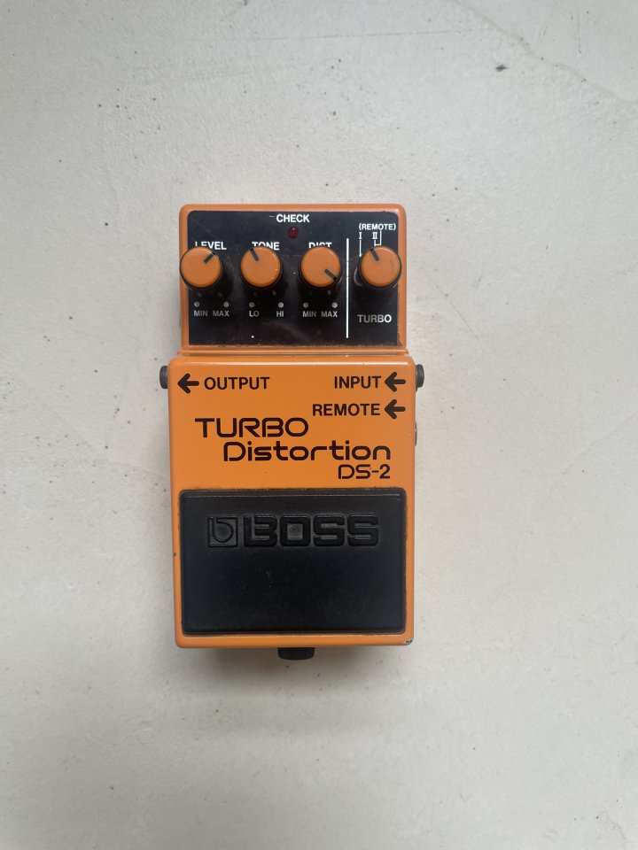 Boss DS2 Turbo Distorsión 1988 MIJ