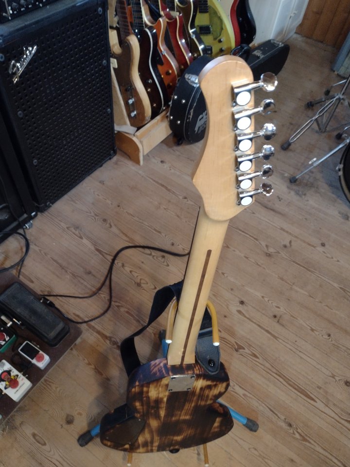 guitarra original unica o CAMBIO