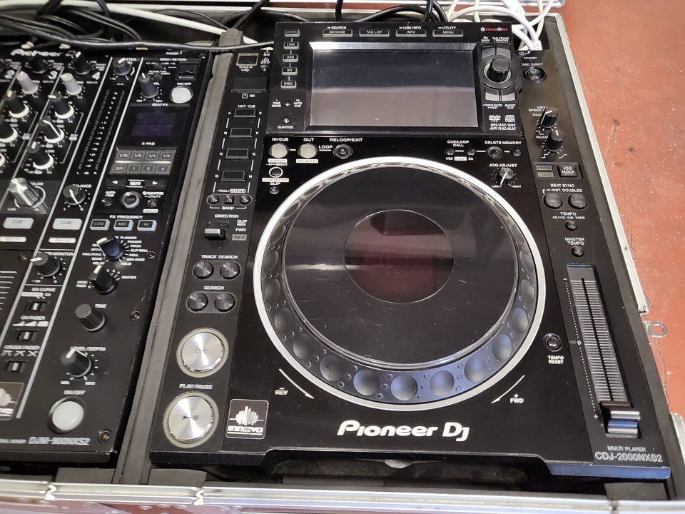 Cabina Pioneer NX2 de segunda mano · Foto 4 de 4 · Toledo · 4500 €
