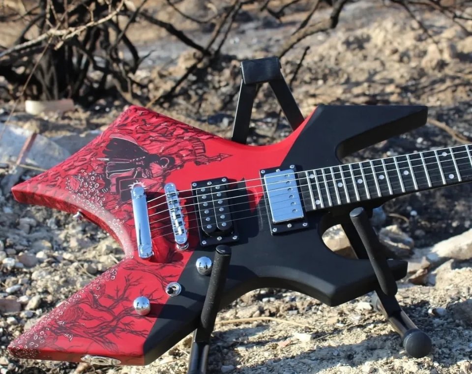 Customiza tu Guitarra Eléctrica! de segunda mano · Foto 7 de 9 · Cantabria · 250 €