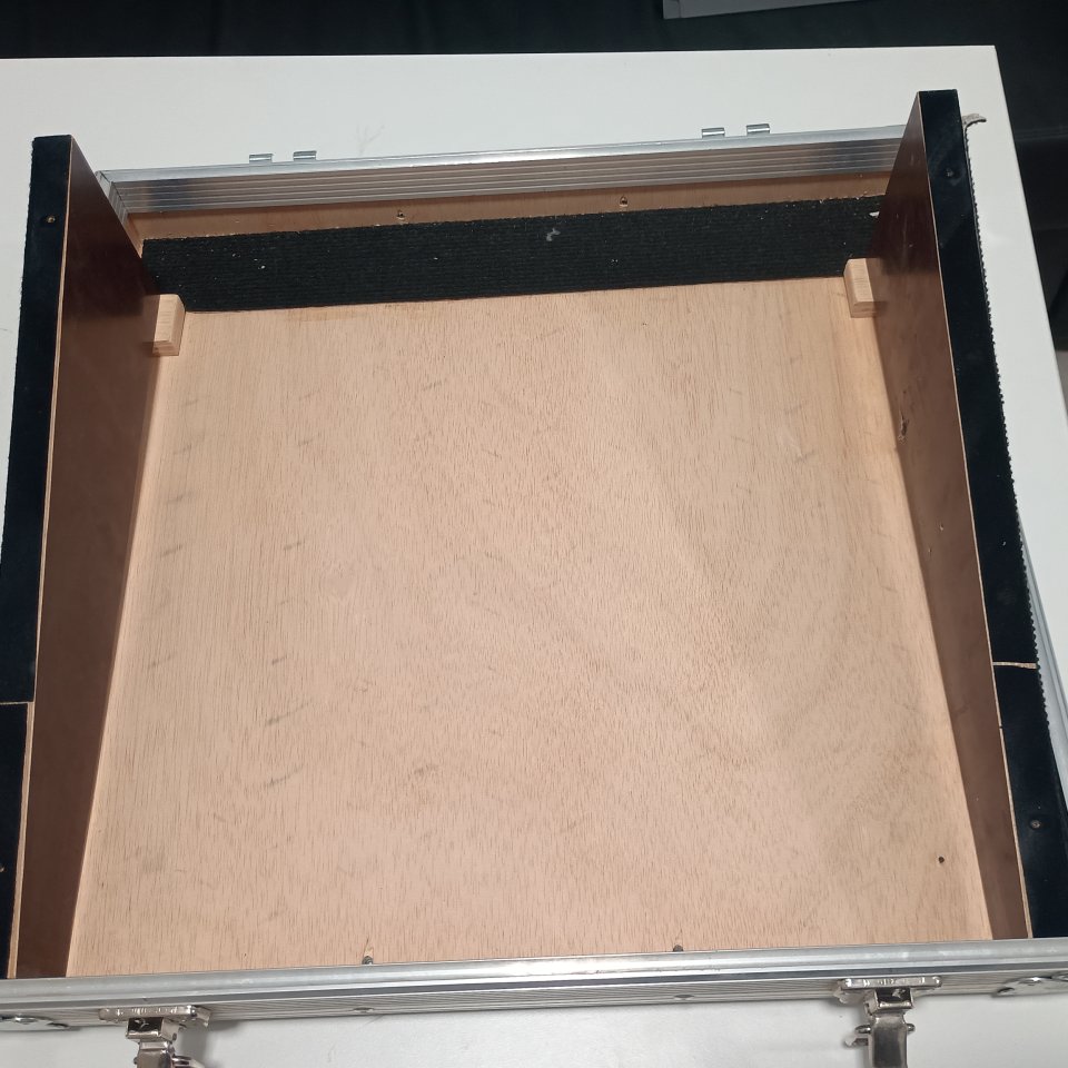 Flight case para mesa de mezclas de segunda mano · Foto 8 de 8 · Málaga · 120 €