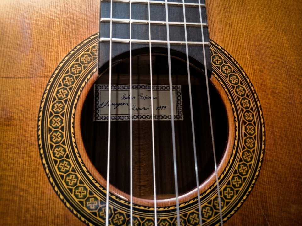 Guitarra clásica de luthier — Julián Espinosa (1989) de segunda mano · Foto 2 de 9 · Castellón · 1500 €