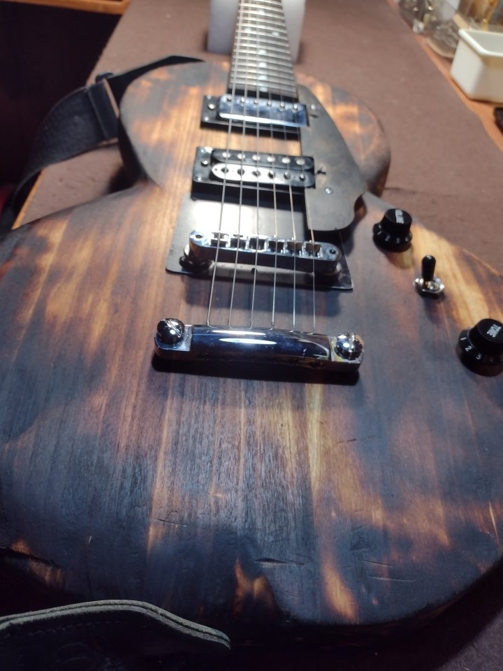 guitarra original unica o CAMBIO