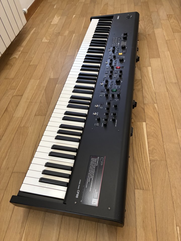 Yamaha CP 88