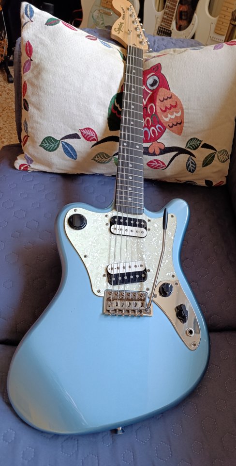 Squier Paranormal Super-Sonic (MODIFICADA)