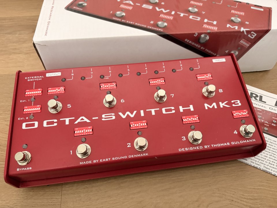 Controladora Carl Martin Octaswitch MK3