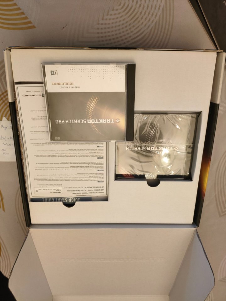 Kit Traktor Scratch Pro de segunda mano · Foto 3 de 10 · Barcelona · 80 €