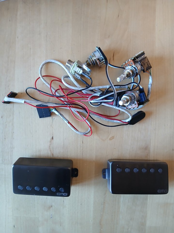 Set EMG 57/66 negro cromado