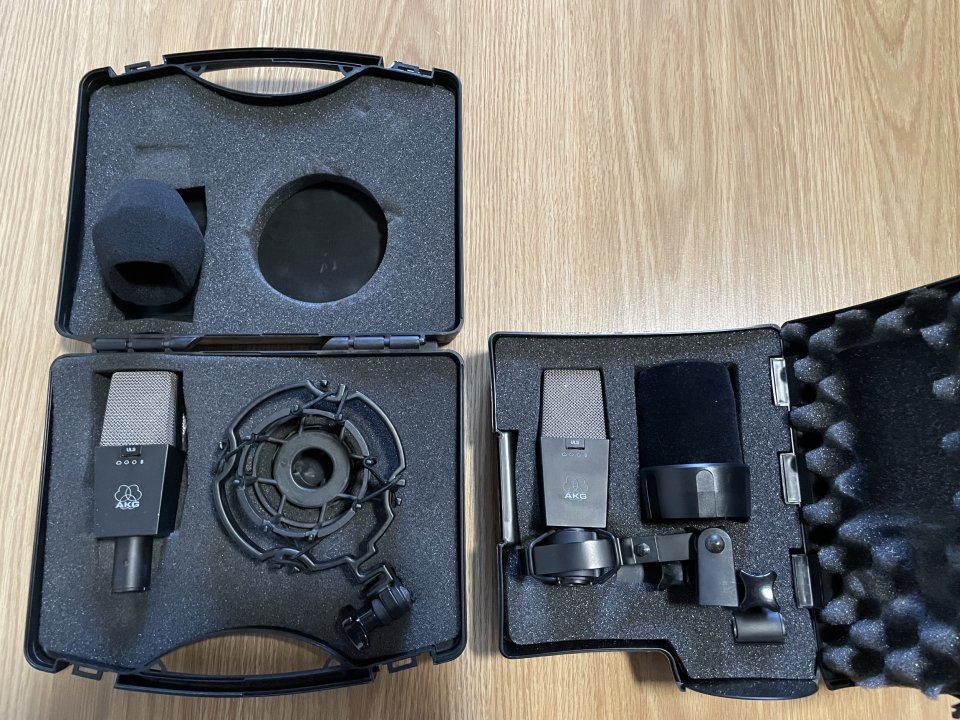 Microfono AKG 414 B-ULS (2 Unidades de segunda mano · Foto 1 de 10 · Guadalajara · 1700 €