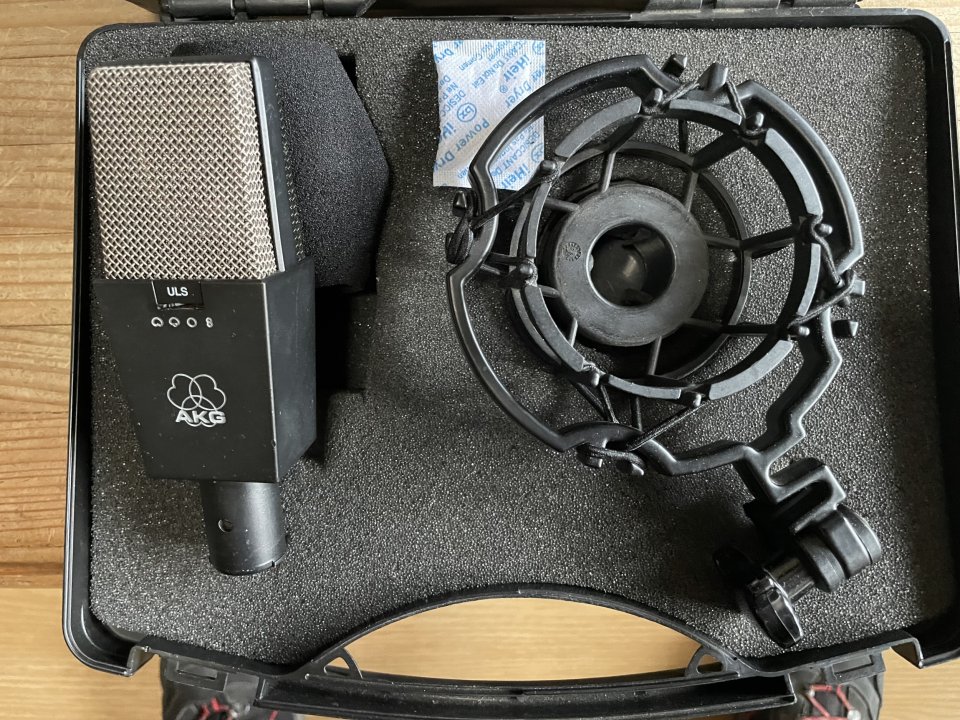 Microfono AKG 414 B-ULS (2 Unidades de segunda mano · Foto 2 de 10 · Guadalajara · 1700 €