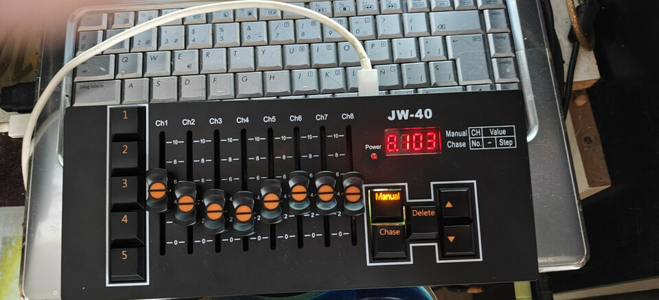 Controlador DMX JW-40