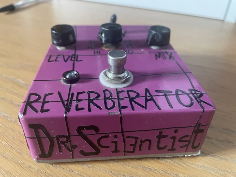 Dr Scientist Reverberator Reverb Pedal de segunda mano · Foto 1 de 3 · Sevilla · 200 €