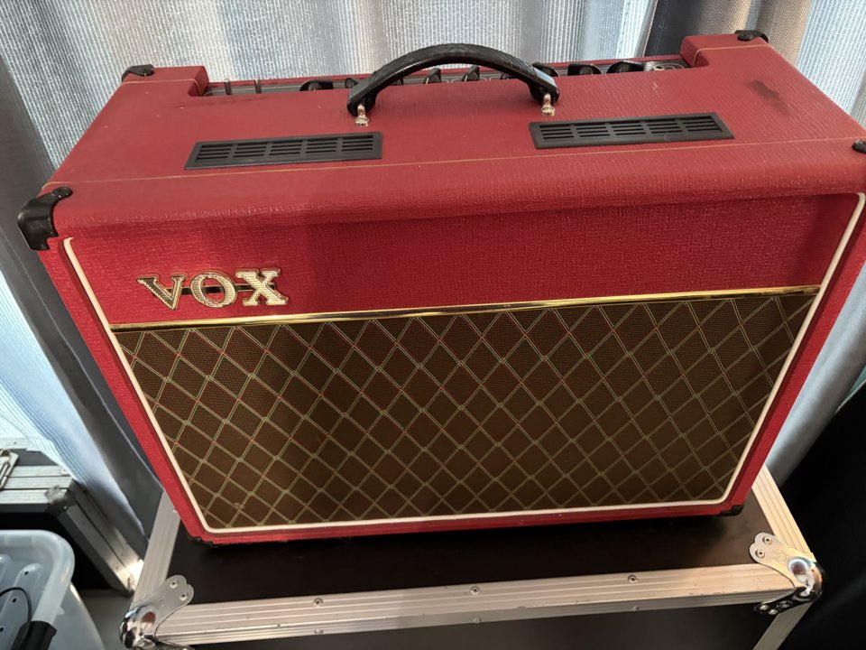 Vox AC15C1 15W Combo a Válvulas de segunda mano · Foto 1 de 6 · Málaga · 450 €