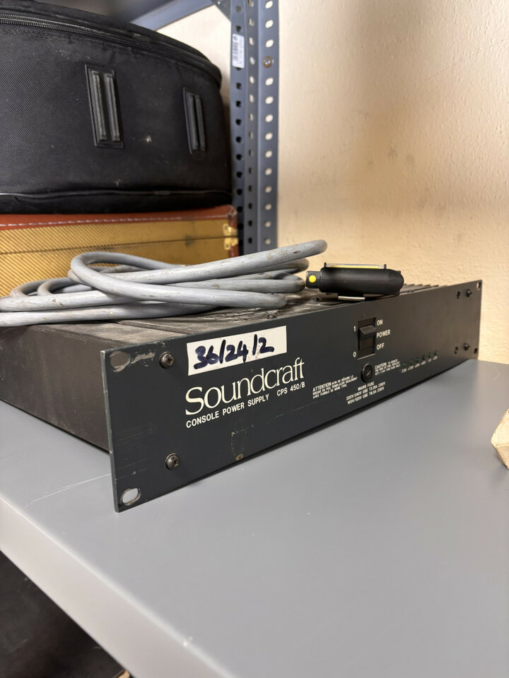 Mesa Soundcraft 6000 de segunda mano · Foto 4 de 7 · Málaga · 2000 €
